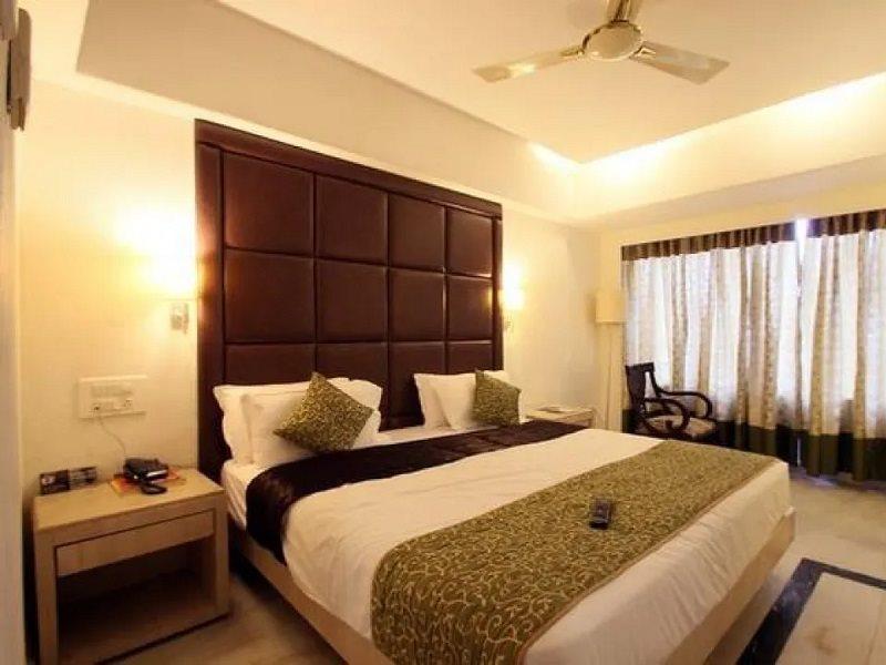 Hotel Manorama Vijayawāda Eksteriør bilde