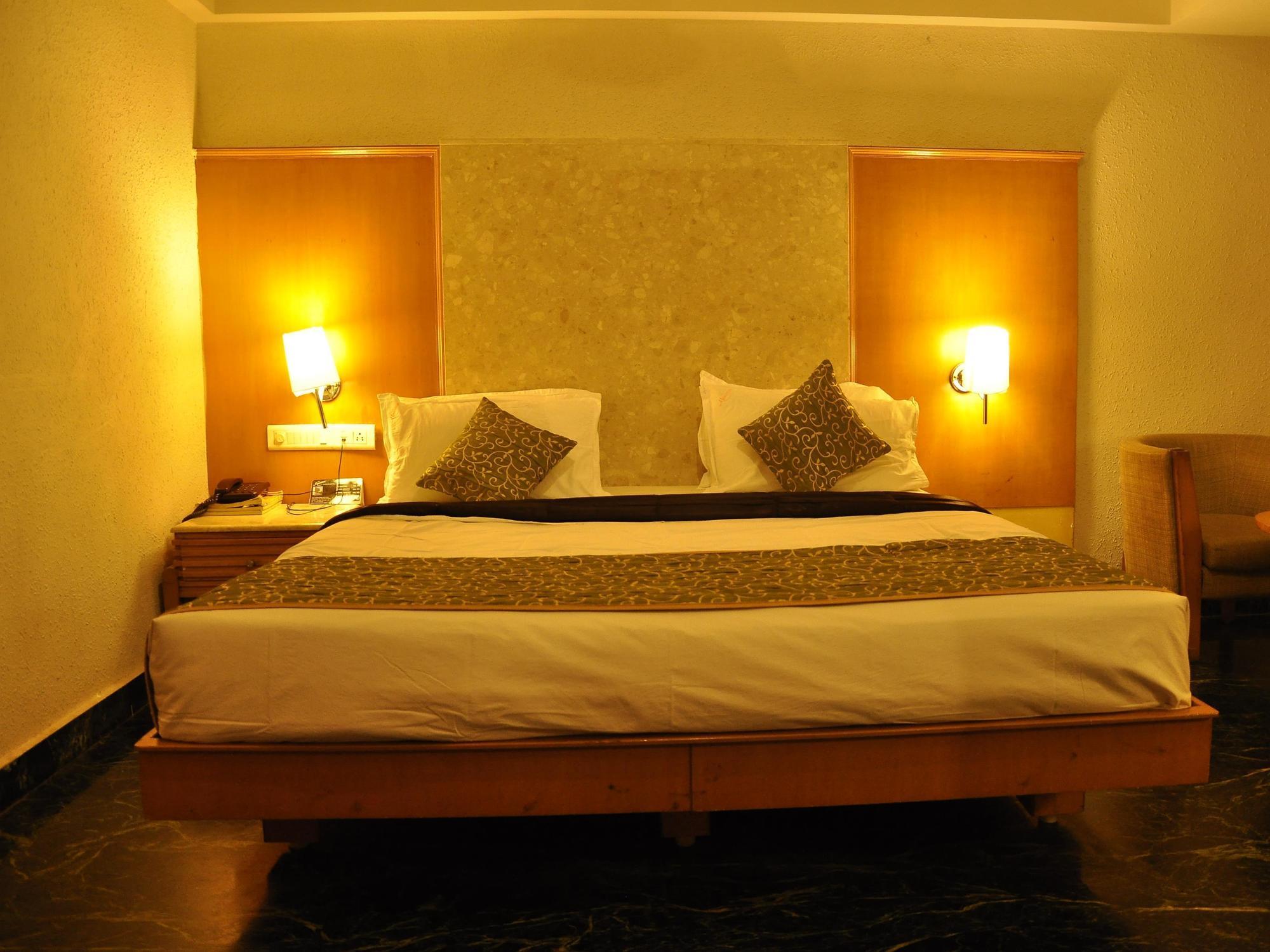 Hotel Manorama Vijayawāda Eksteriør bilde