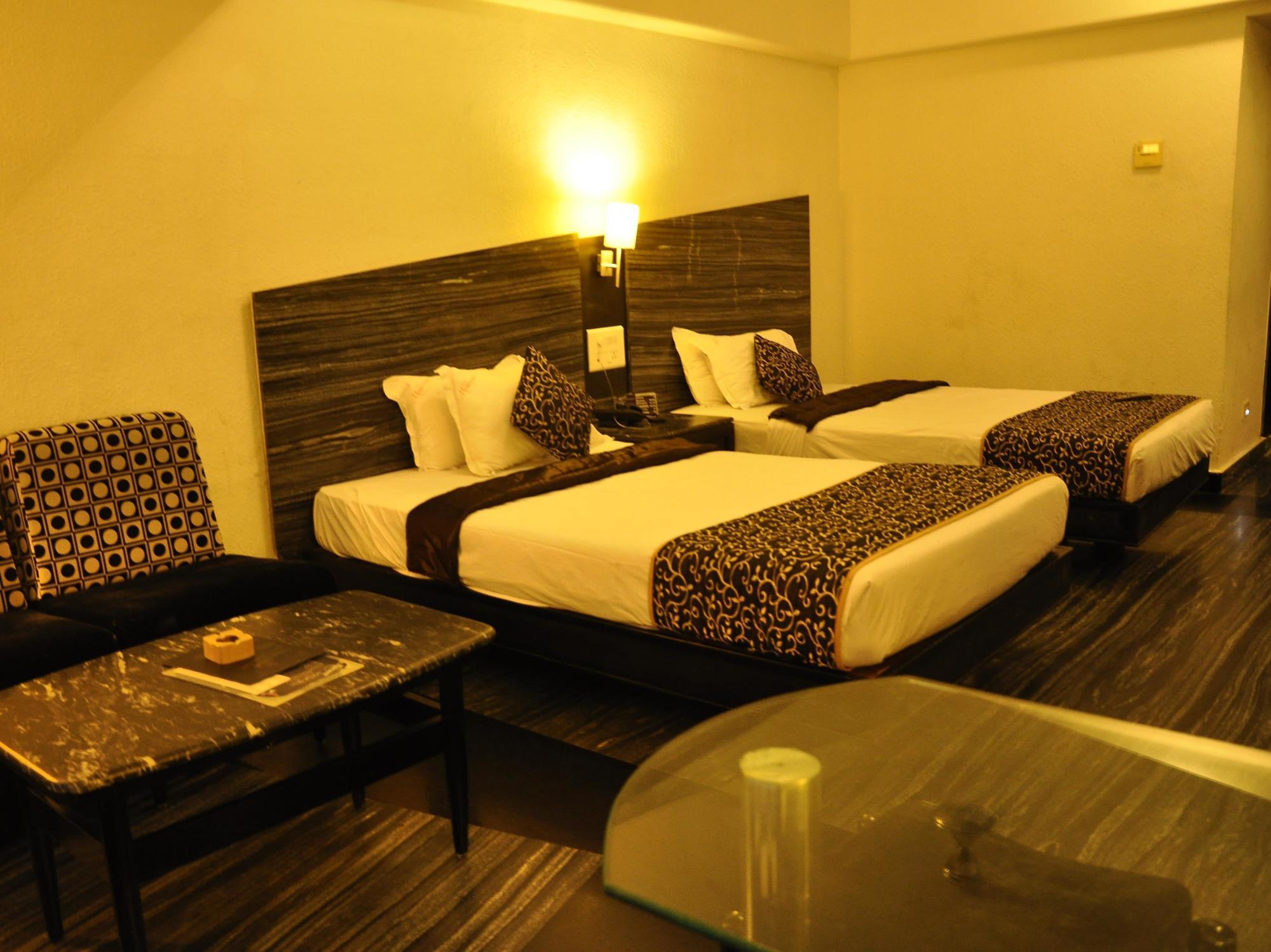 Hotel Manorama Vijayawāda Eksteriør bilde