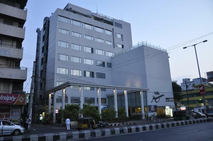 Hotel Manorama Vijayawāda Eksteriør bilde